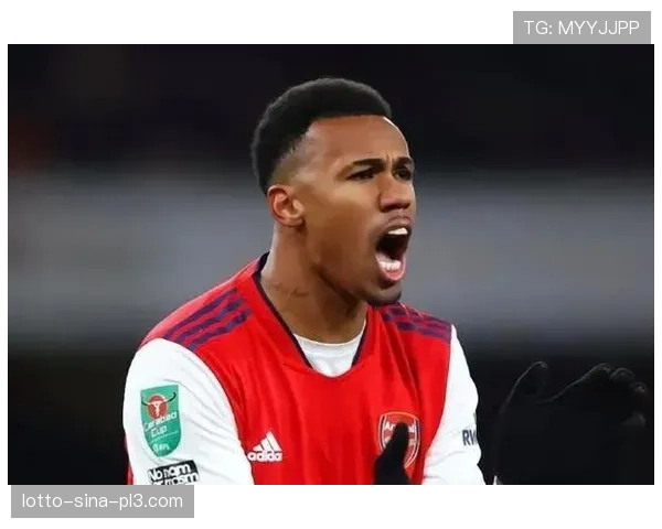 加布里埃尔血染战袍铁卫惊魂90分钟坚守防线最终带领阿森纳力挫对手